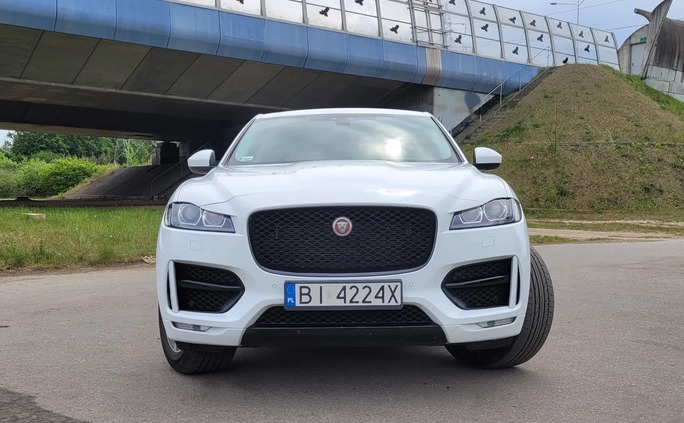 Jaguar F-Pace cena 109347 przebieg: 84700, rok produkcji 2016 z Wrocław małe 211